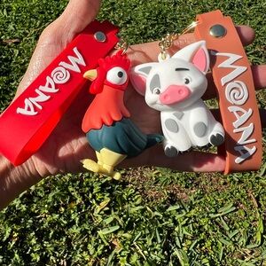 NWOT Hei Rooster and Pua Pig from Moana backpack keychain charm